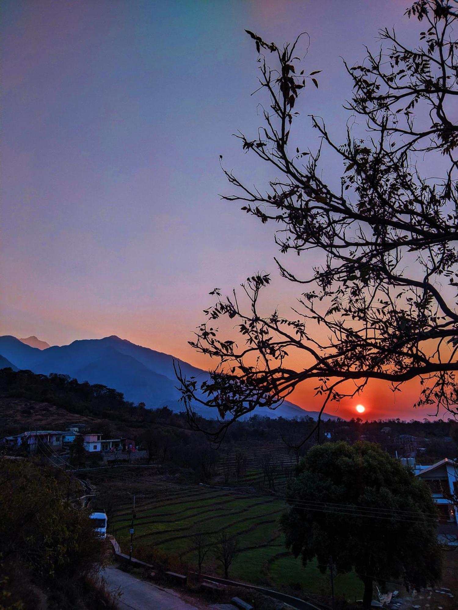Happy Home Stay, Dharamshala Ngoại thất bức ảnh
