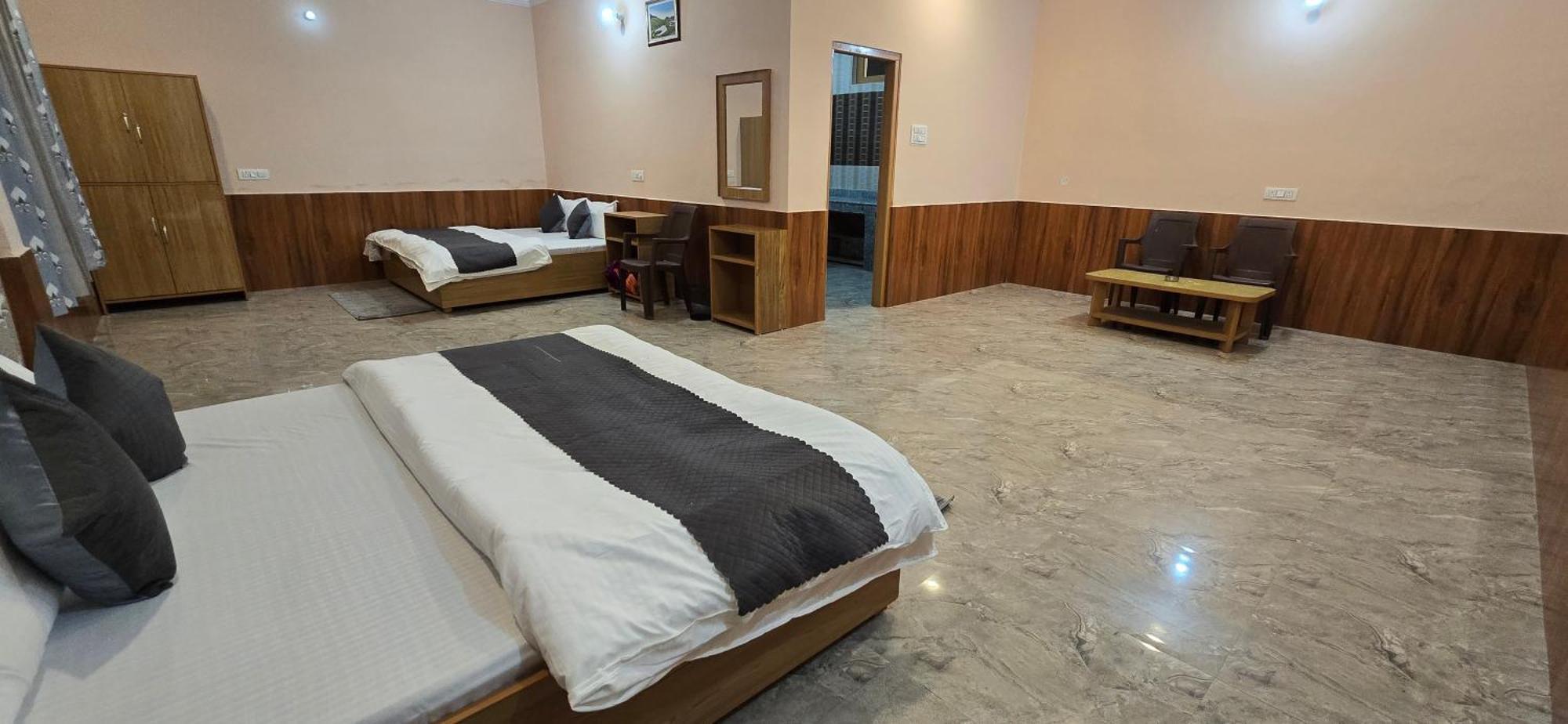 Happy Home Stay, Dharamshala Ngoại thất bức ảnh